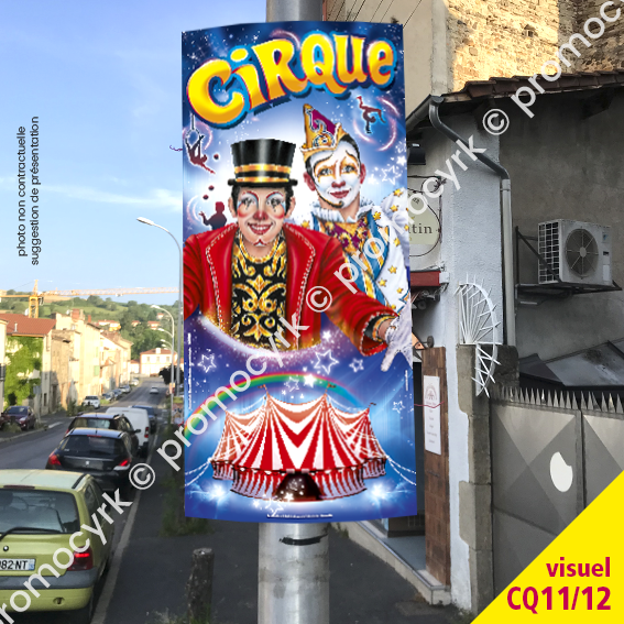 affichage de cirque avec un panneau special carton